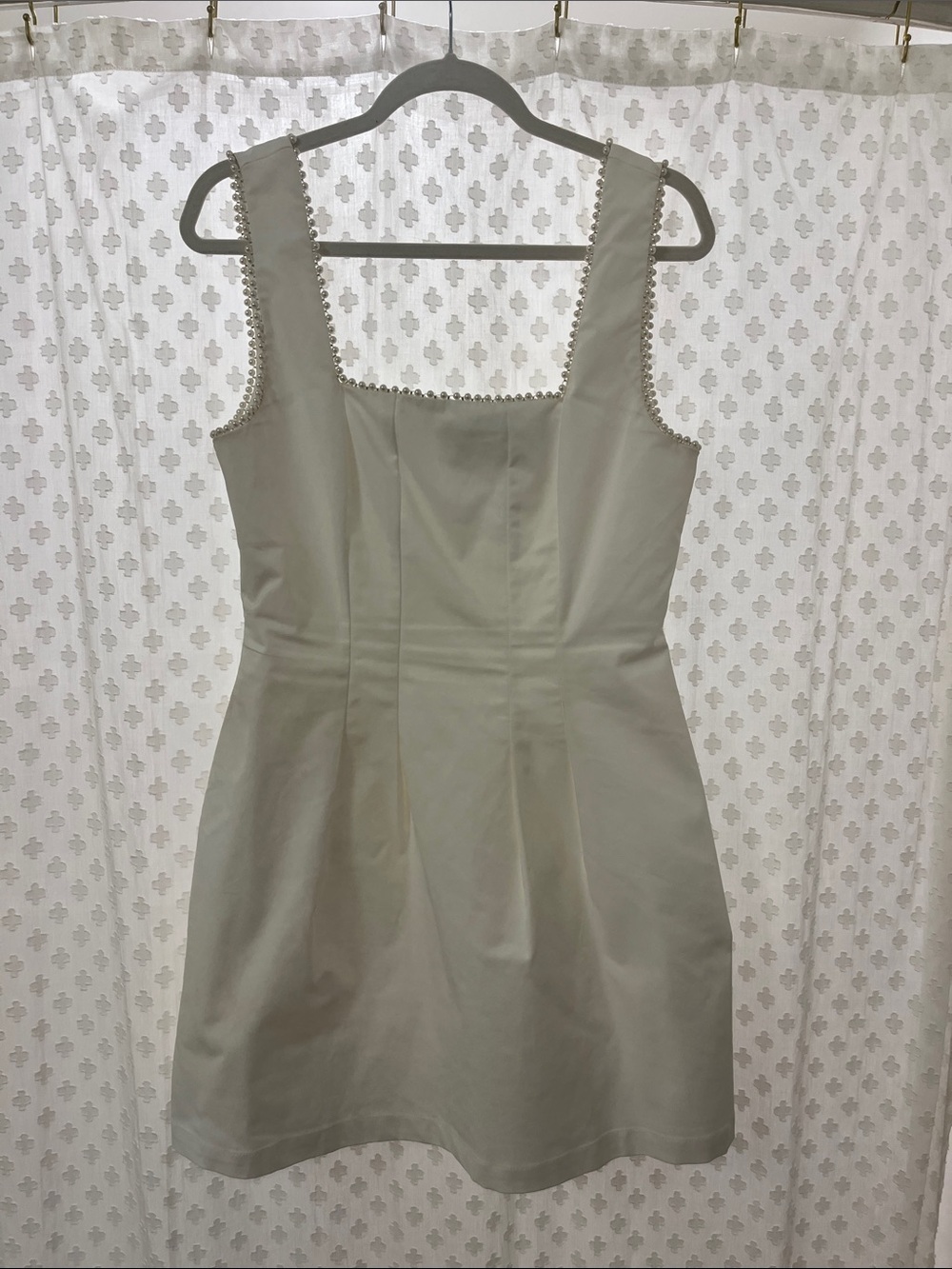 Lulu’s cocktail dress with pearl lining